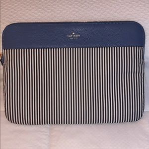 Late Spade zippered laptop bag